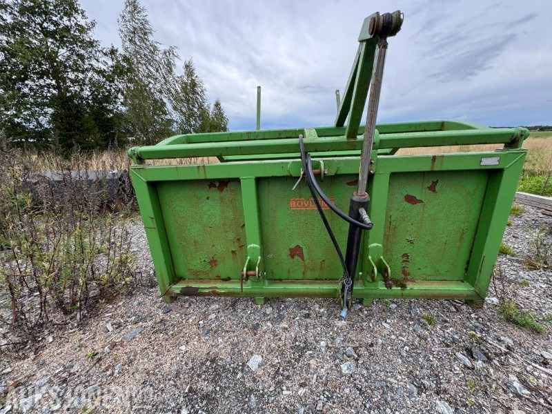 2005 Bøvlund hydraulisk bakskuffe / traktorhenger-svans - Maquinaria agrícola: foto 1 2005 Bøvlund hydraulisk bakskuffe / traktorhenger-svans - Maquinaria agrícola: foto 1
