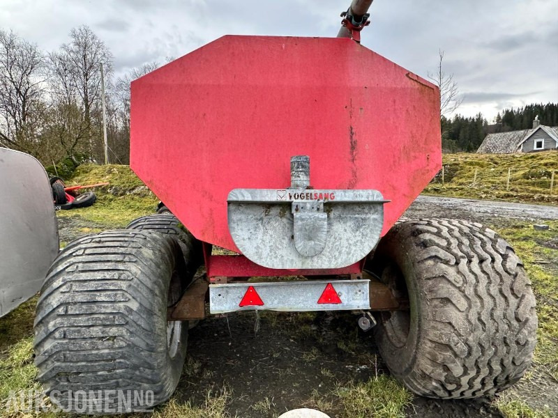 2005 MOI BG 8 Gjødselvogn m/Vogelsang spreder - Maquinaria agrícola: foto 4 2005 MOI BG 8 Gjødselvogn m/Vogelsang spreder - Maquinaria agrícola: foto 4