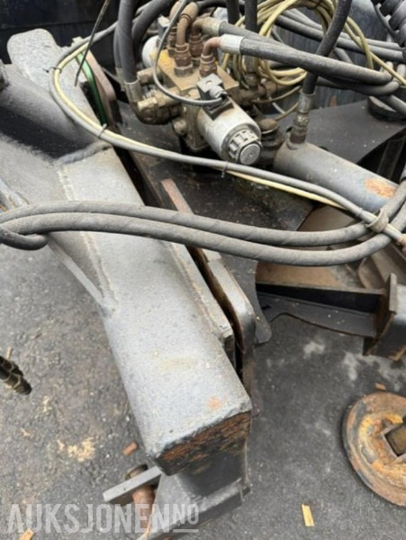 2011 Stark ua 4800 Stark UA 4800 - Maquinaria agrícola: foto 5 2011 Stark ua 4800 Stark UA 4800 - Maquinaria agrícola: foto 5