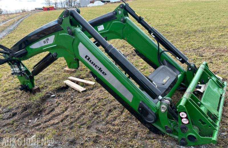 2021 Quicke Q5M frontlaster - Maquinaria agrícola: foto 3 2021 Quicke Q5M frontlaster - Maquinaria agrícola: foto 3