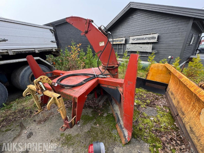 Dalen snøfres med hydraulisk tut - Maquinaria agrícola: foto 1 Dalen snøfres med hydraulisk tut - Maquinaria agrícola: foto 1