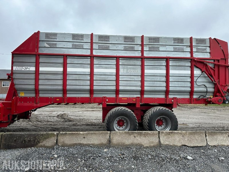 JF ES4200 - SNITTEVOGN - Maquinaria agrícola: foto 4 JF ES4200 - SNITTEVOGN - Maquinaria agrícola: foto 4