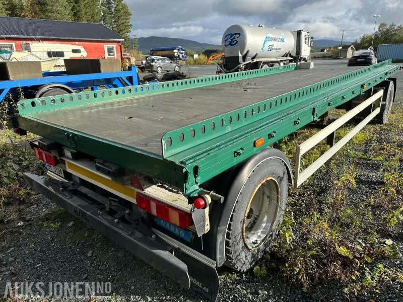 1994 Närko TP2C containerhenger for liftdumpercontainere - Remolque: foto 4 1994 Närko TP2C containerhenger for liftdumpercontainere - Remolque: foto 4