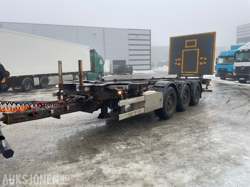 2012 Närko NKCJ container henger 3 akslet med bakløfter - Remolque: foto 1 2012 Närko NKCJ container henger 3 akslet med bakløfter - Remolque: foto 1