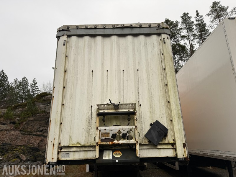 Krone Profi Liner Nordic SD kapellsemi – hevbart tak – medbringertruck-feste – åpning begge sider - Remolque: foto 2 Krone Profi Liner Nordic SD kapellsemi – hevbart tak – medbringertruck-feste – åpning begge sider - Remolque: foto 2