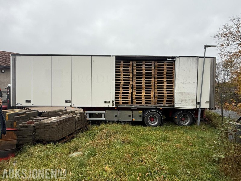 NTM lukket skaptralle m/full sideåpning og truckfester - 28 paller. - Remolque: foto 4 NTM lukket skaptralle m/full sideåpning og truckfester - 28 paller. - Remolque: foto 4