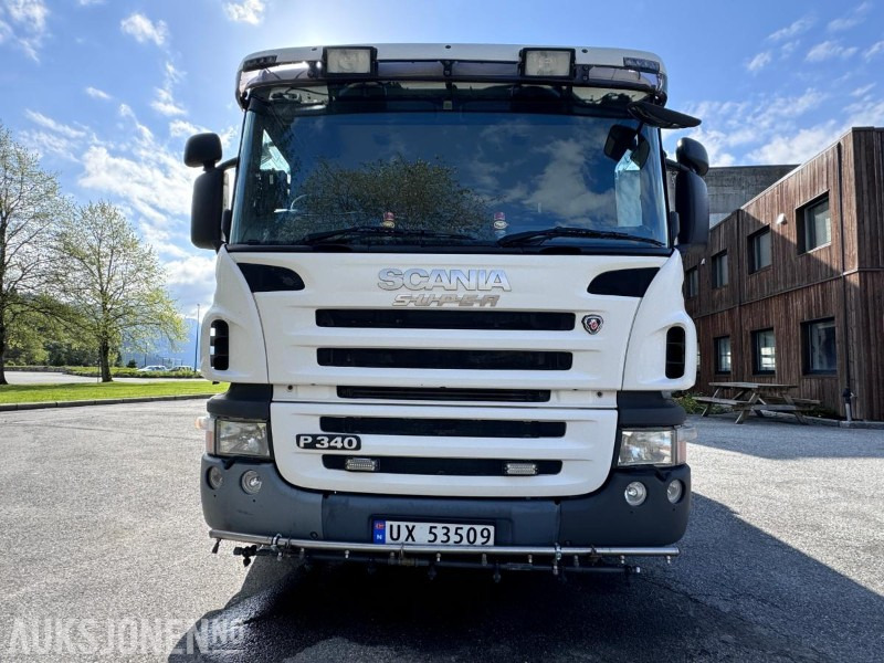 2006 Scania P340 DB - 4X2 - HNA Feiebil - Gått kun 99.688 km - Vehículo municipal: foto 2 2006 Scania P340 DB - 4X2 - HNA Feiebil - Gått kun 99.688 km - Vehículo municipal: foto 2