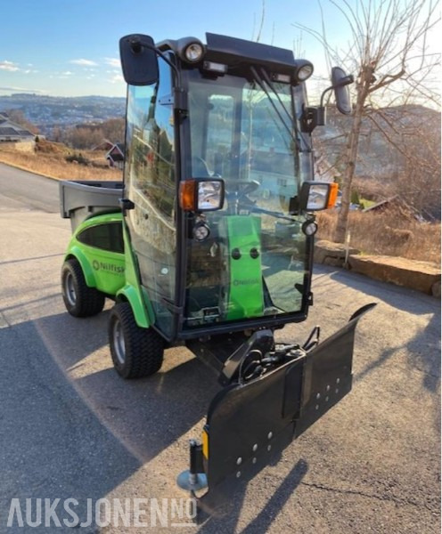 2016 Nilfisk CITY RANGER 2250 (Egholm) 4x4 - MVA FRI - Vehículo municipal: foto 1 2016 Nilfisk CITY RANGER 2250 (Egholm) 4x4 - MVA FRI - Vehículo municipal: foto 1