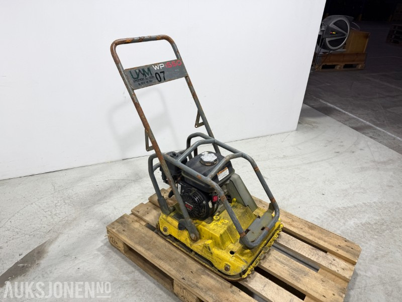 Wacker Neuson WP1550 Vibroplate - Equipo de construcción: foto 2 Wacker Neuson WP1550 Vibroplate - Equipo de construcción: foto 2