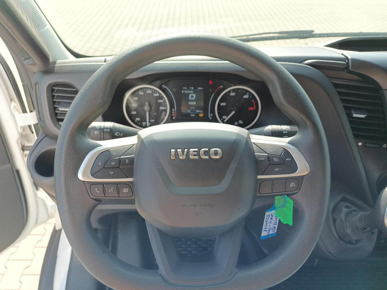 IVECO Daily 70C18A8P - Furgoneta: foto 3 IVECO Daily 70C18A8P - Furgoneta: foto 3