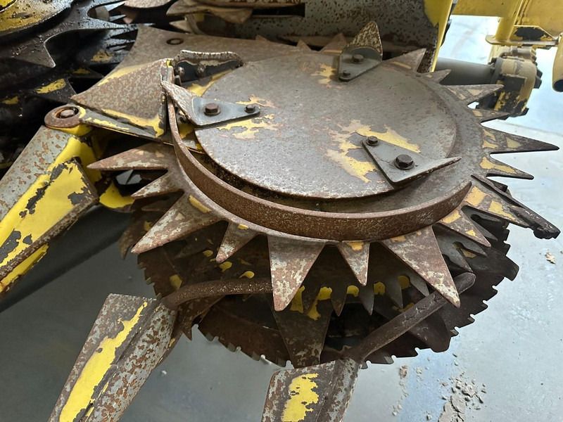 Kemper 390 CORN HEADER | 12 ROW | FRONT WHEEL - Cosechadora de forraje: foto 5 Kemper 390 CORN HEADER | 12 ROW | FRONT WHEEL - Cosechadora de forraje: foto 5