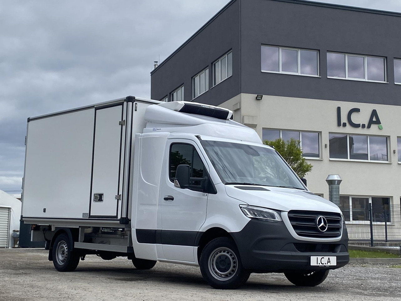 Leasing financiero de MERCEDES BENZ SPRINTER  317 CDI | DOPPELREGIME TIEFKÜHLKOFFER + BACKSLEEPER leasing MERCEDES BENZ SPRINTER  317 CDI | DOPPELREGIME TIEFKÜHLKOFFER + BACKSLEEPER: foto 33