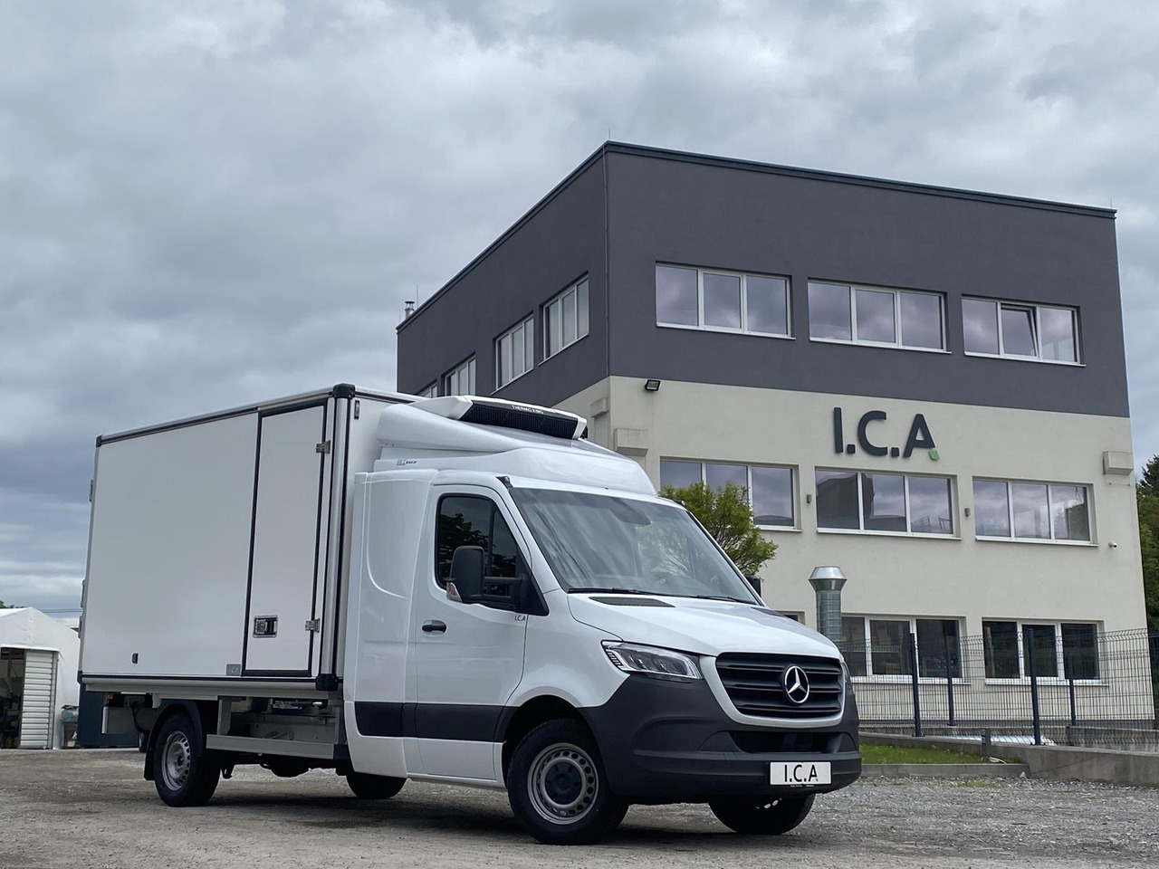 Leasing financiero de MERCEDES BENZ SPRINTER  317 CDI | DOPPELREGIME TIEFKÜHLKOFFER + BACKSLEEPER leasing MERCEDES BENZ SPRINTER  317 CDI | DOPPELREGIME TIEFKÜHLKOFFER + BACKSLEEPER: foto 34