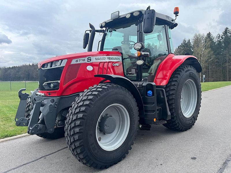 Massey Ferguson MF 6716 S Dyna-VT Efficient - Tractor: foto 1 Massey Ferguson MF 6716 S Dyna-VT Efficient - Tractor: foto 1