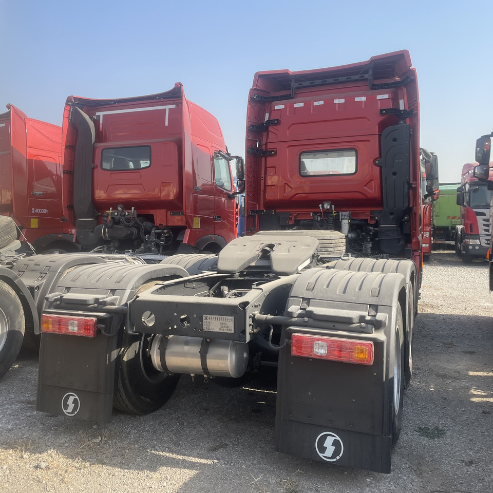 Cabeza tractora Shacman Right Hand X3000 X5000 (6*4) Semi Truck head Truck Head Tipper Head: foto 6 Cabeza tractora Shacman Right Hand X3000 X5000 (6*4) Semi Truck head Truck Head Tipper Head: foto 6