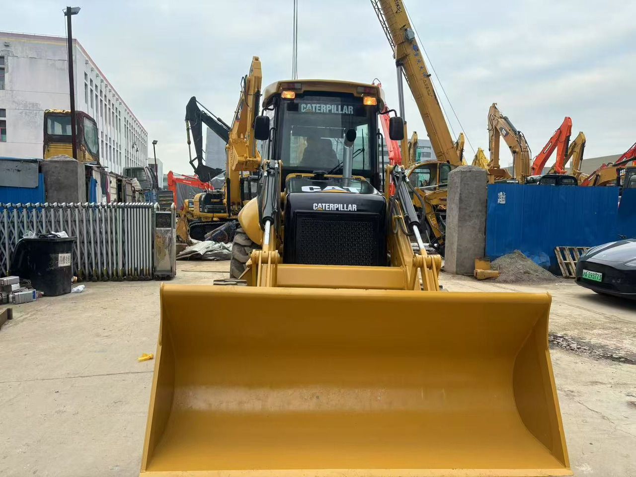 Caterpillar retroexcavadora 420 Backhoe Loader CAT 420 420F 420F2 jcb 3cx 4cx in New Condition in Low Price - Retroexcavadora: foto 3 Caterpillar retroexcavadora 420 Backhoe Loader CAT 420 420F 420F2 jcb 3cx 4cx in New Condition in Low Price - Retroexcavadora: foto 3