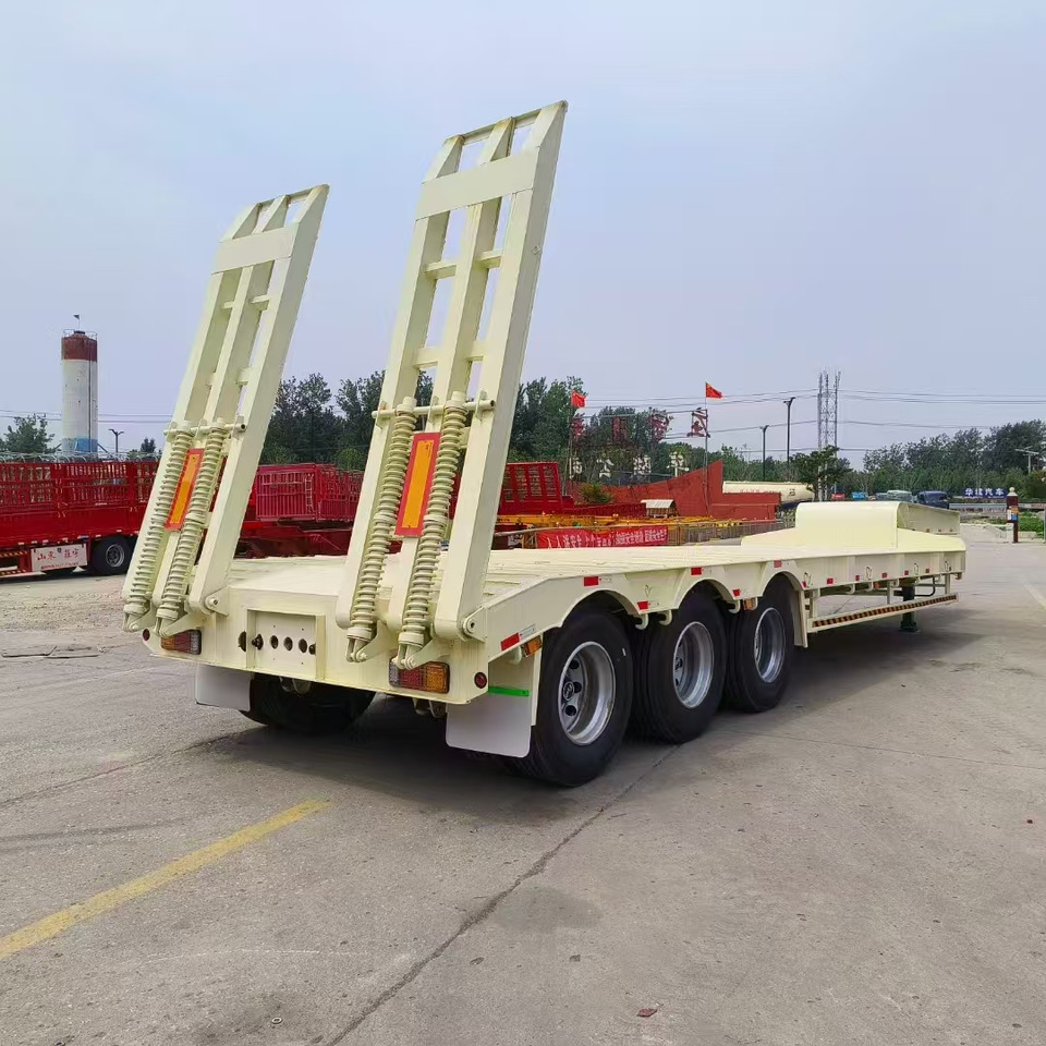 ZHICHENG Semi Flat Bed Low Bed Lowboy bed truck in New or Used Condition and various Size for Sale - Góndola rebajadas semirremolque: foto 4 ZHICHENG Semi Flat Bed Low Bed Lowboy bed truck in New or Used Condition and various Size for Sale - Góndola rebajadas semirremolque: foto 4