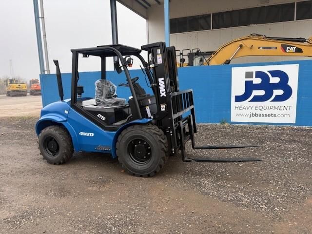 VMAX CPCD25 *Motor Kubota* - Carretilla todo terreno: foto 2 VMAX CPCD25 *Motor Kubota* - Carretilla todo terreno: foto 2