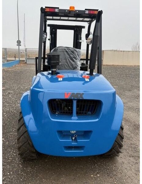 VMAX CPCD25 *Motor Kubota* - Carretilla todo terreno: foto 3 VMAX CPCD25 *Motor Kubota* - Carretilla todo terreno: foto 3