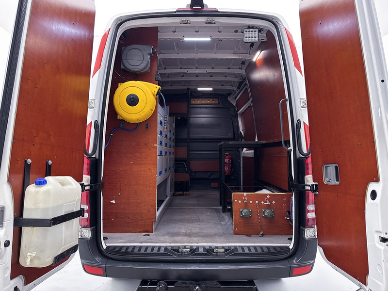 Mercedes-Benz Sprinter 316 2.2 CDI 366 HD L2H2 3500KG Trekhaak Volledige Inrichting Aggregaat Navigatie Achteruitrijcamera Cruise Control - Furgón: foto 5 Mercedes-Benz Sprinter 316 2.2 CDI 366 HD L2H2 3500KG Trekhaak Volledige Inrichting Aggregaat Navigatie Achteruitrijcamera Cruise Control - Furgón: foto 5