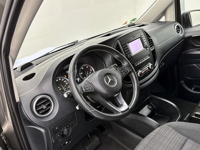 Mercedes-Benz Vito 114 CDI Lang DC Led Dubbele cabine Climate control Trekhaak Navigatie Camera Parkeersensoren - Furgoneta pequeña, Furgoneta combi: foto 5 Mercedes-Benz Vito 114 CDI Lang DC Led Dubbele cabine Climate control Trekhaak Navigatie Camera Parkeersensoren - Furgoneta pequeña, Furgoneta combi: foto 5