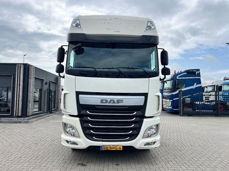 DAF XF 460 4x2 Trekker SSC / 2x Tank / full spoiler - Cabeza tractora: foto 2 DAF XF 460 4x2 Trekker SSC / 2x Tank / full spoiler - Cabeza tractora: foto 2