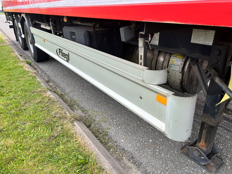 Fliegl SZS 330 Gesloten oplegger  2 Axle / / Ladklep - Caja cerrada semirremolque: foto 4 Fliegl SZS 330 Gesloten oplegger  2 Axle / / Ladklep - Caja cerrada semirremolque: foto 4