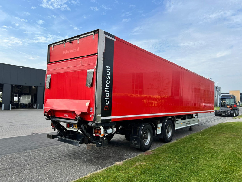 Fliegl SZS 330 Gesloten oplegger  2 Axle / / Ladklep - Caja cerrada semirremolque: foto 3 Fliegl SZS 330 Gesloten oplegger  2 Axle / / Ladklep - Caja cerrada semirremolque: foto 3