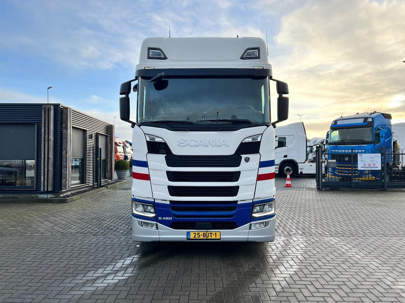 Scania S450 6x2 koelwagen Retarder / Dhollandia / Bloemenmaat - Frigorífico camión: foto 2 Scania S450 6x2 koelwagen Retarder / Dhollandia / Bloemenmaat - Frigorífico camión: foto 2