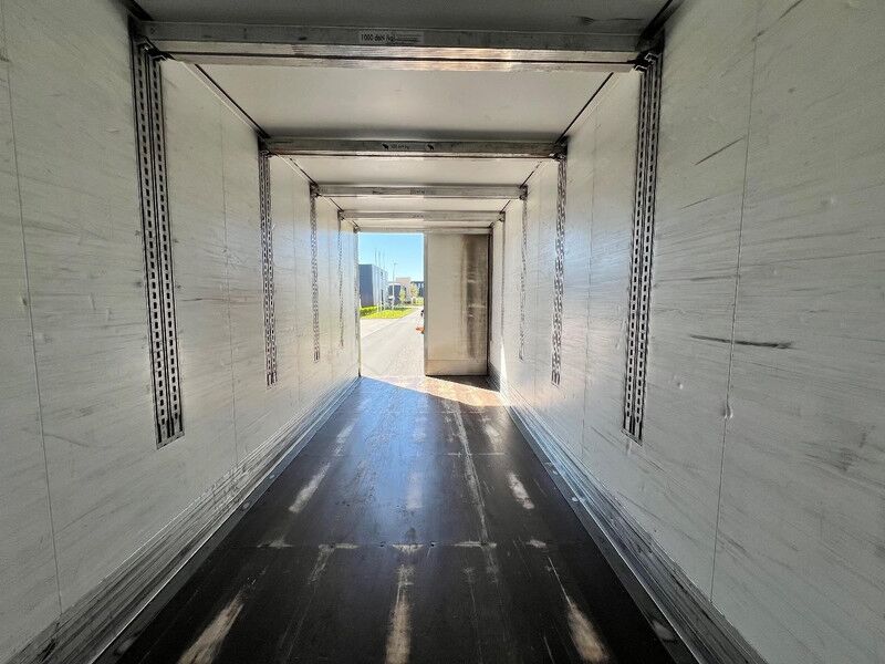 Leasing financiero de Schmitz Cargobull 3 - Assige Aanhangwagen Double Stock / SAF Axle / BOX leasing Schmitz Cargobull 3 - Assige Aanhangwagen Double Stock / SAF Axle / BOX: foto 18 Leasing financiero de Schmitz Cargobull 3 - Assige Aanhangwagen Double Stock / SAF Axle / BOX leasing Schmitz Cargobull 3 - Assige Aanhangwagen Double Stock / SAF Axle / BOX: foto 18