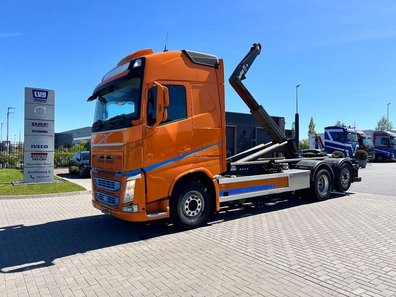 Volvo FH 500 6x2 Containersysteem Globetrotter / VDL 21T Haaksysteem - Multibasculante camión: foto 1 Volvo FH 500 6x2 Containersysteem Globetrotter / VDL 21T Haaksysteem - Multibasculante camión: foto 1