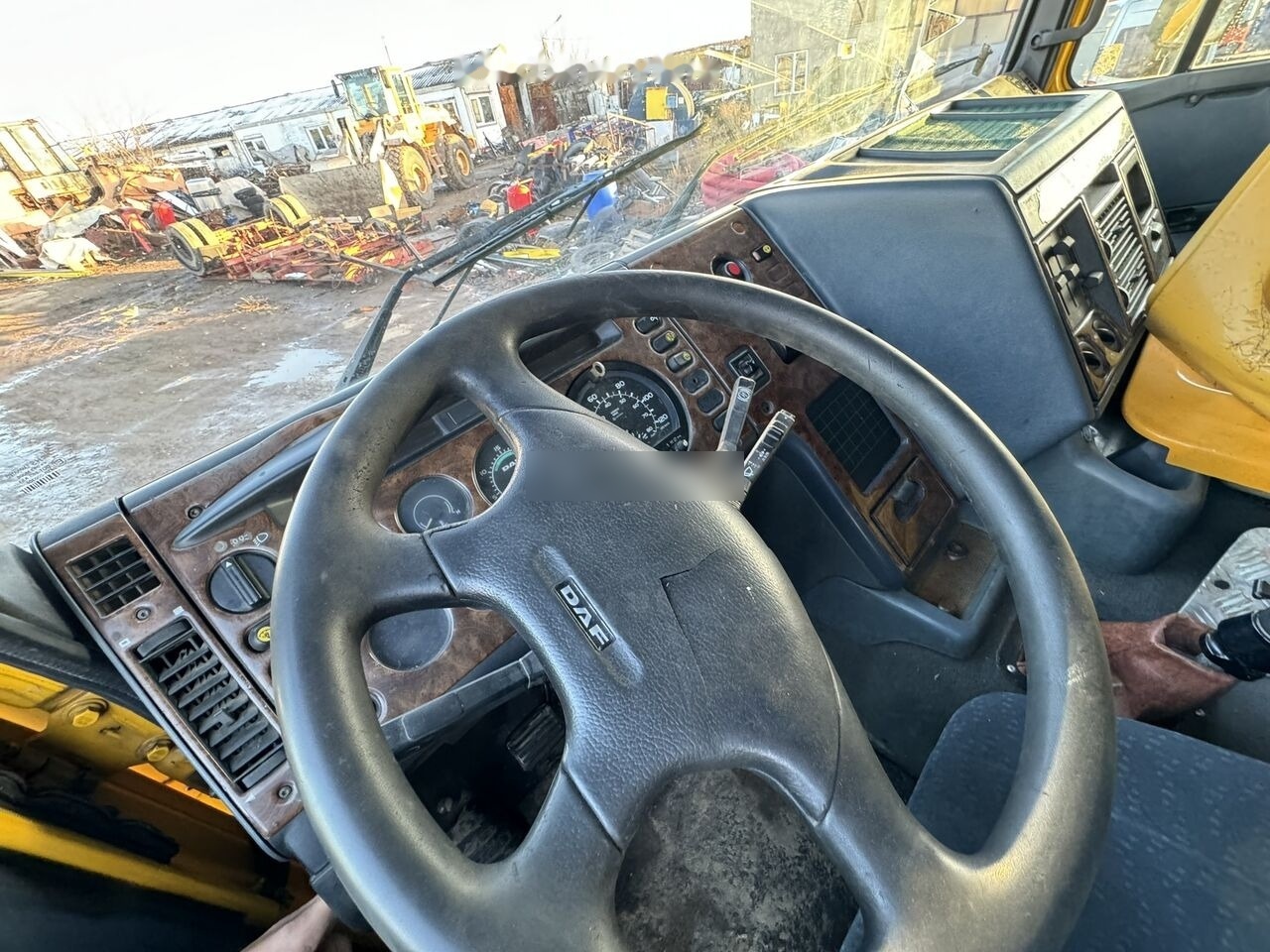 Cabeza tractora DAF XF95 430 ATI RETARDER EXPORT: foto 15