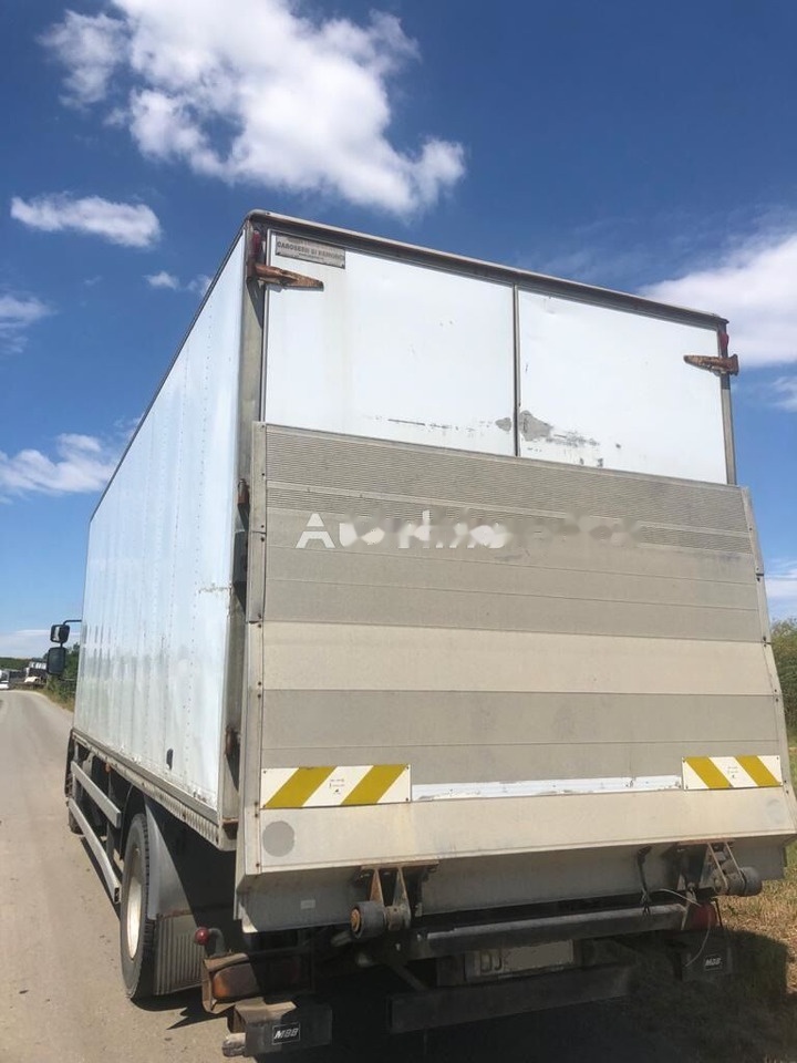 Renault DXI 280 12 T - unic proprietar - - Camión caja cerrada: foto 4 Renault DXI 280 12 T - unic proprietar - - Camión caja cerrada: foto 4