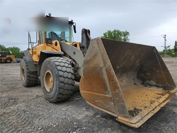 Volvo L110E - VOLA 21 tone - DE INCHIRIAT - balastiera / statie betoan - Cargadora de ruedas: foto 1 Volvo L110E - VOLA 21 tone - DE INCHIRIAT - balastiera / statie betoan - Cargadora de ruedas: foto 1
