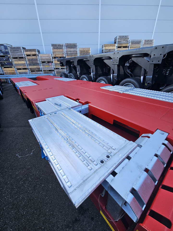 GOLDHOFER STN-L 4 (205) A RM2 "STEPSTAR" NEW - Góndola rebajadas semirremolque: foto 5 GOLDHOFER STN-L 4 (205) A RM2 "STEPSTAR" NEW - Góndola rebajadas semirremolque: foto 5