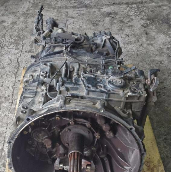 ZF 16S2230 TD Renault Premium - Caja de cambios para Camión: foto 2 ZF 16S2230 TD Renault Premium - Caja de cambios para Camión: foto 2