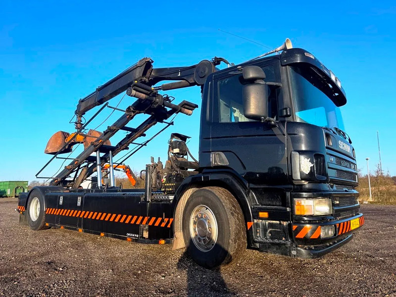 Scania P94-260 Palfinger crane PK 15002. rotor and hydr. for grabbe. - Camión con equipo de cable: foto 3 Scania P94-260 Palfinger crane PK 15002. rotor and hydr. for grabbe. - Camión con equipo de cable: foto 3