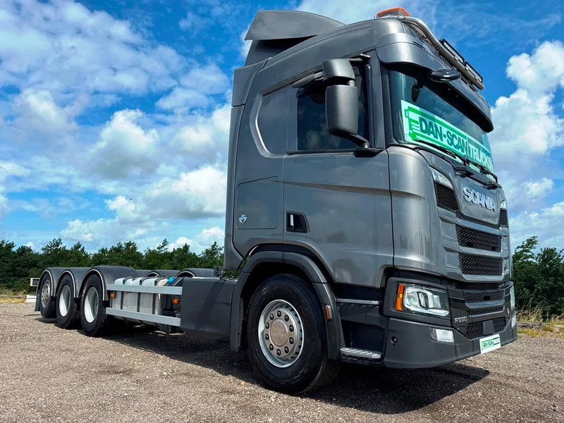 Scania R650 V8 NGS Steel / Air suspension. 4550mm weelbase. - Chasis camión: foto 3 Scania R650 V8 NGS Steel / Air suspension. 4550mm weelbase. - Chasis camión: foto 3