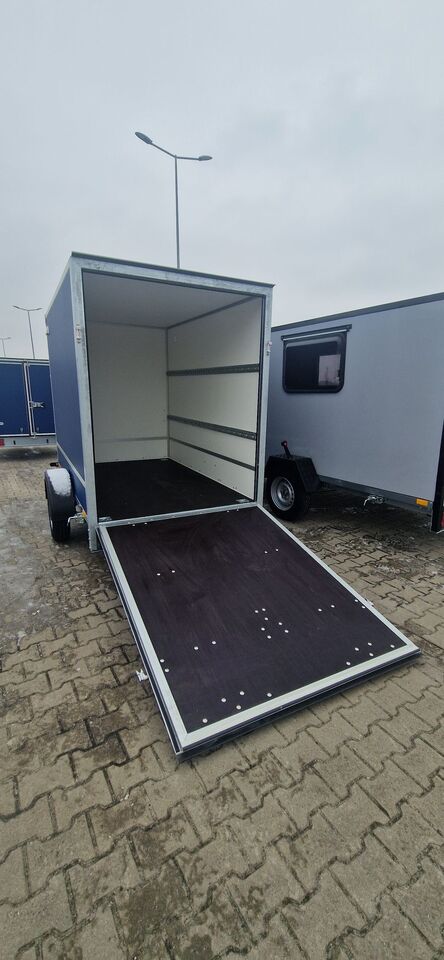 Przyczepa Nowa Kontener Furgon Ciężarowa 750kg Najtaniej w kraju - Remolque de coche: foto 4 Przyczepa Nowa Kontener Furgon Ciężarowa 750kg Najtaniej w kraju - Remolque de coche: foto 4