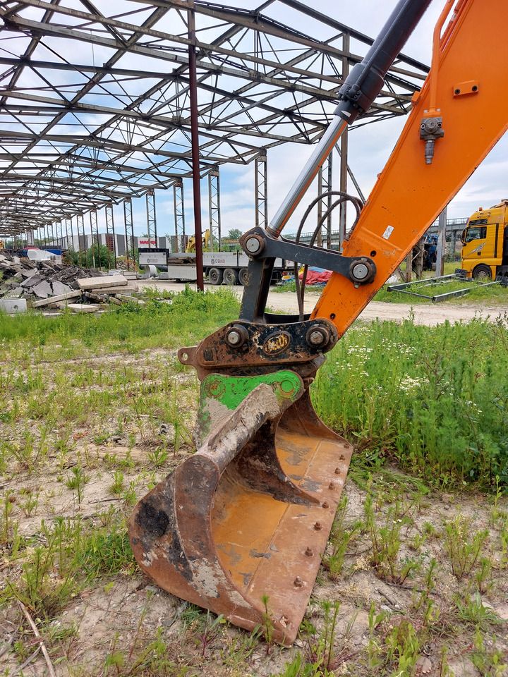 Excavadora de cadenas DOOSAN DX140LC-5: foto 10 Excavadora de cadenas DOOSAN DX140LC-5: foto 10