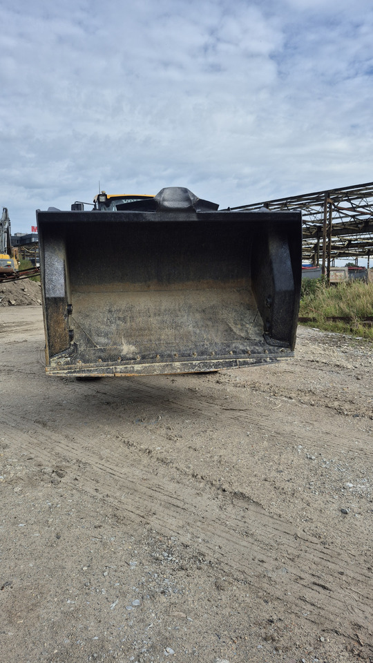 VOLVO L45H - Cargadora de ruedas: foto 4 VOLVO L45H - Cargadora de ruedas: foto 4