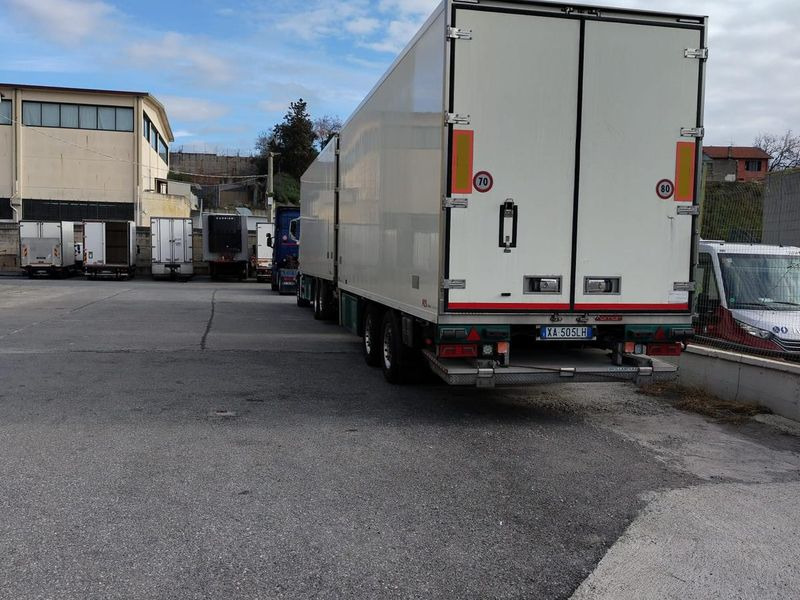 AUTOTRENO FRIGO MAN TGX TGX 26.580 6x2-4 LL - Frigorífico camión: foto 3 AUTOTRENO FRIGO MAN TGX TGX 26.580 6x2-4 LL - Frigorífico camión: foto 3