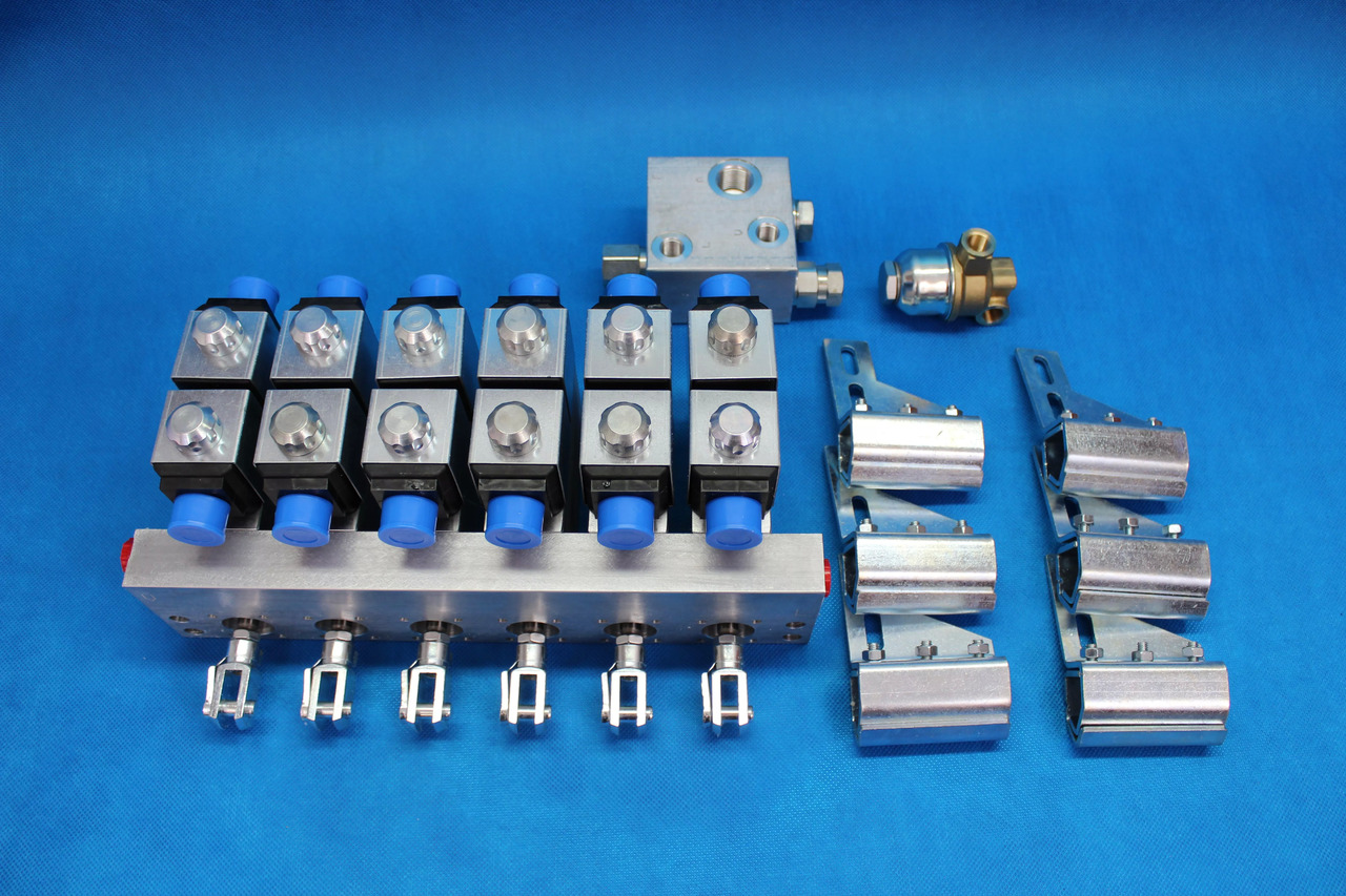 Actuator block MOD 10 for 6 function12/ 24VDC Retrofit Kit for crane with valve without solenoids Fassi Hiab Palfinger 12/24V - Maquinaria de construcción: foto 1 Actuator block MOD 10 for 6 function12/ 24VDC Retrofit Kit for crane with valve without solenoids Fassi Hiab Palfinger 12/24V - Maquinaria de construcción: foto 1