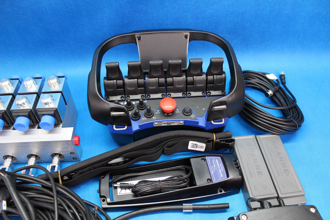 Scanreco RC400 G2B 6 Functions + Retrofit Kit for crane with valve without solenoids Fassi Hiab Palfinger 12/24V - Maquinaria de construcción: foto 3 Scanreco RC400 G2B 6 Functions + Retrofit Kit for crane with valve without solenoids Fassi Hiab Palfinger 12/24V - Maquinaria de construcción: foto 3
