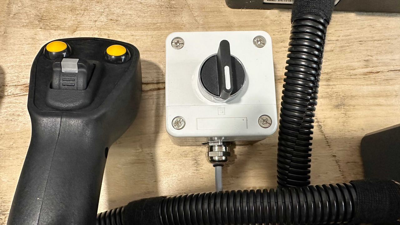 Maquinaria forestal Proportional Valve Walvoil DPX100 with Control Scanreco RC400 and JP Joysticks Danfoss for Parker, Nordhyraulic, Fassi, Hiab: foto 16