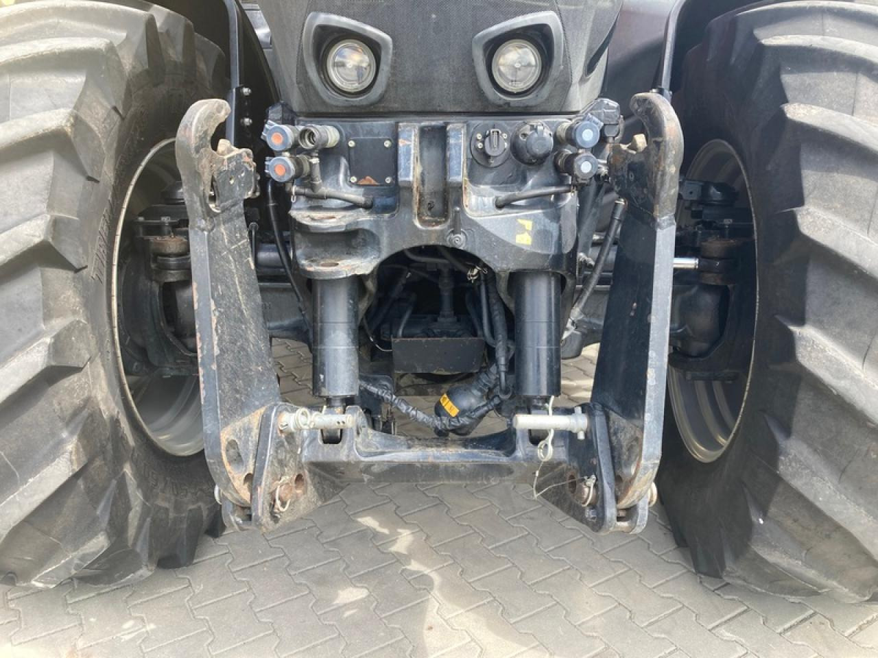 Tractor Case-IH OPTUM 270 CVX RTK: foto 6 Tractor Case-IH OPTUM 270 CVX RTK: foto 6