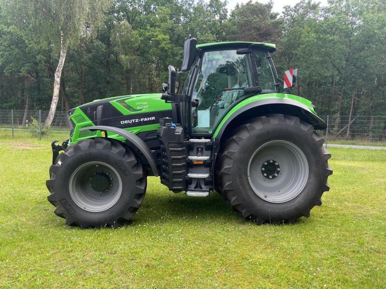 Deutz-Fahr 6210 PSHIFT AKTIONSPREIS!! - Tractor: foto 2 Deutz-Fahr 6210 PSHIFT AKTIONSPREIS!! - Tractor: foto 2