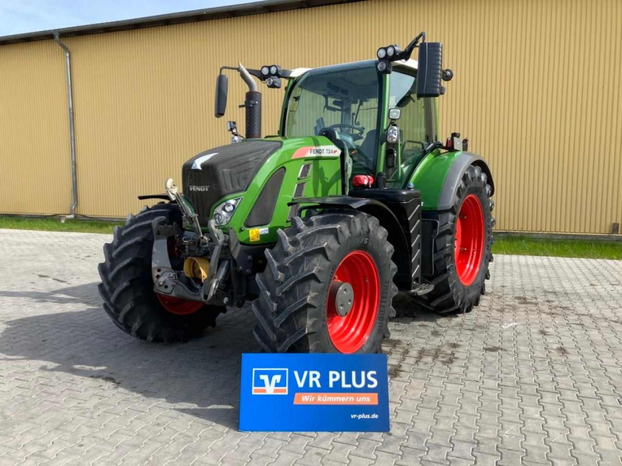 Fendt VARIO 724 PROFIPLUS RTK - Tractor: foto 1 Fendt VARIO 724 PROFIPLUS RTK - Tractor: foto 1