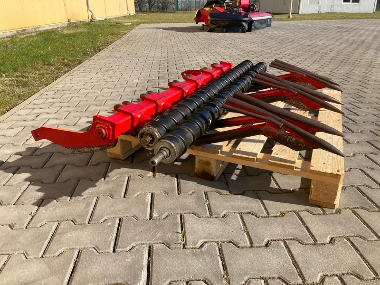 Grimme MÖHRENAUFNAHME EVO 280 - Arrancadora de patatas: foto 3 Grimme MÖHRENAUFNAHME EVO 280 - Arrancadora de patatas: foto 3