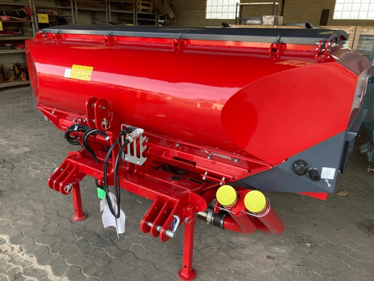 Horsch PARTNER 2000 - Esparcidor de fertilizantes: foto 1 Horsch PARTNER 2000 - Esparcidor de fertilizantes: foto 1